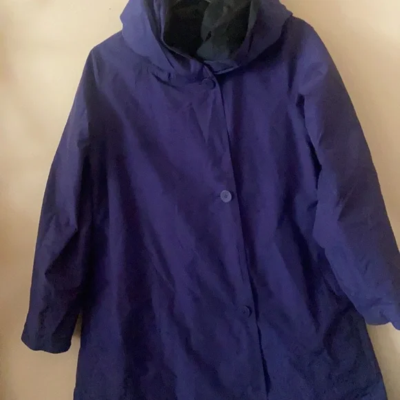 Eileen Fisher reversible rain coat - Picture 7 of 12